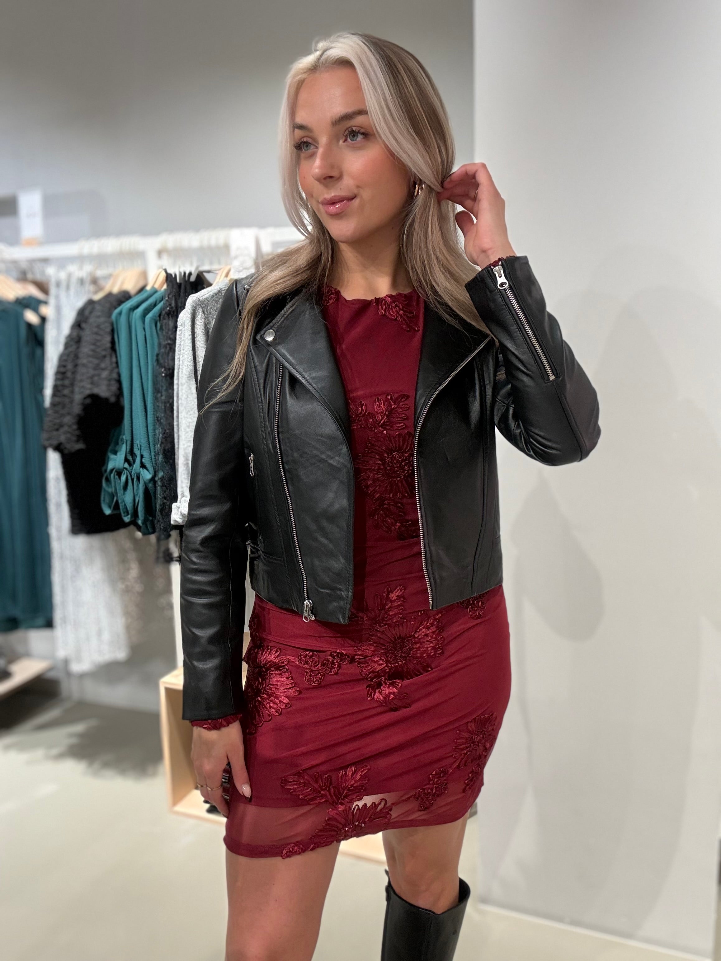 PCSUSSE Jacket - Black